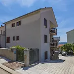 Cozy Mit Meerblick, Privatparkplatz, Garten, Klima, Wifi Appartement