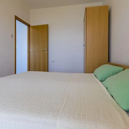 Lägenhet Cozy Mit Meerblick, Privatparkplatz, Garten, Klima, Wifi *