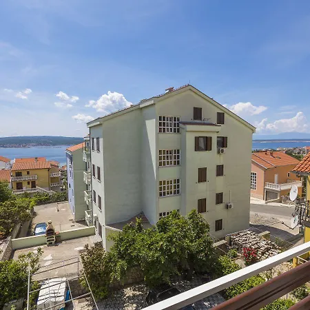 Cozy Mit Meerblick, Privatparkplatz, Garten, Klima, Wifi * Crikvenica
