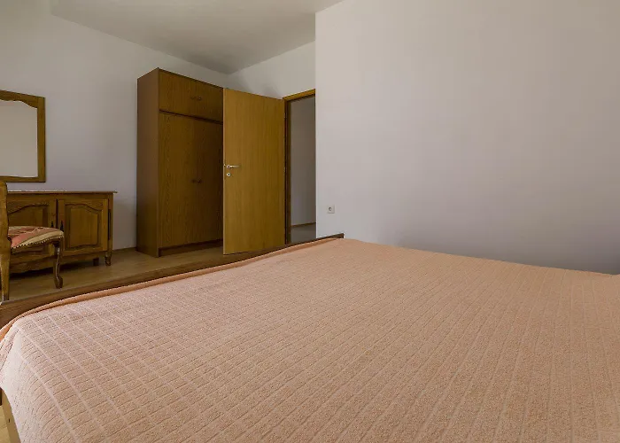 Cozy Mit Meerblick, Privatparkplatz, Garten, Klima, Wifi * Crikvenica