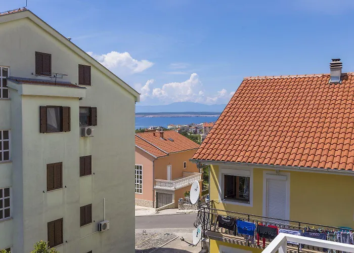 Cozy Mit Meerblick, Privatparkplatz, Garten, Klima, Wifi Apartman Crikvenica