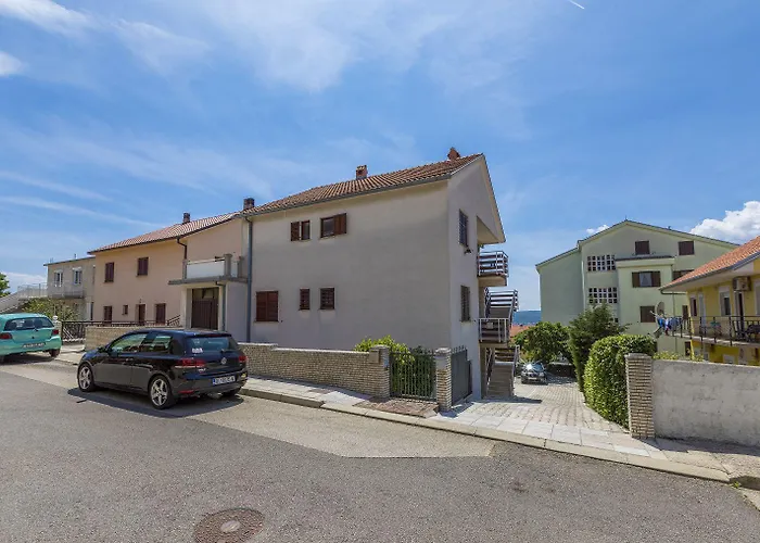Cozy Mit Meerblick, Privatparkplatz, Garten, Klima, Wifi