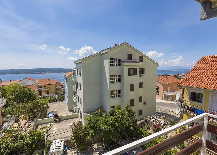Cozy Mit Meerblick, Privatparkplatz, Garten, Klima, Wifi * Crikvenica