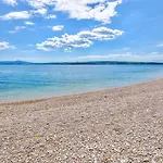 Cozy Mit Meerblick, Privatparkplatz, Garten, Klima, Wifi