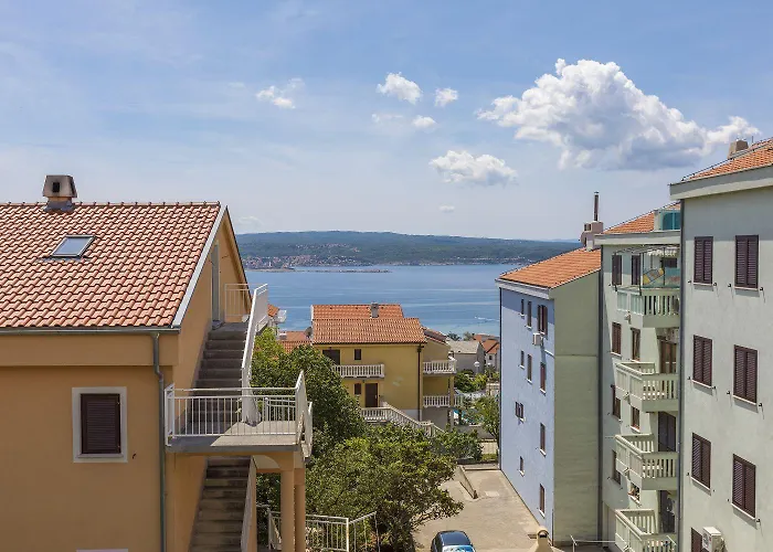 Cozy Mit Meerblick, Privatparkplatz, Garten, Klima, Wifi Apartment *