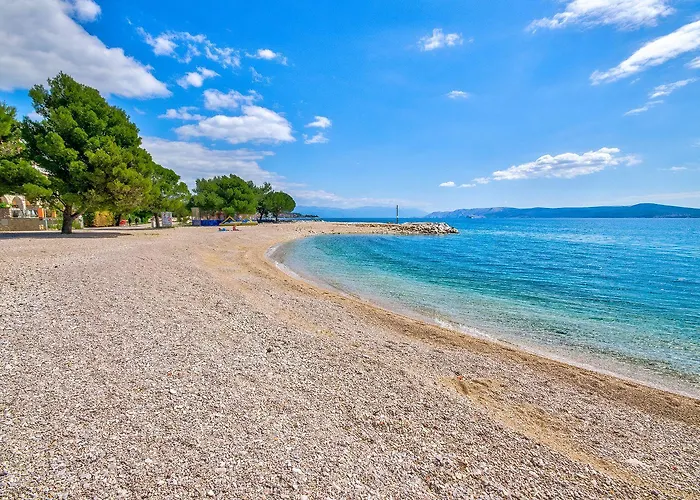 Cozy Mit Meerblick, Privatparkplatz, Garten, Klima, Wifi * Crikvenica